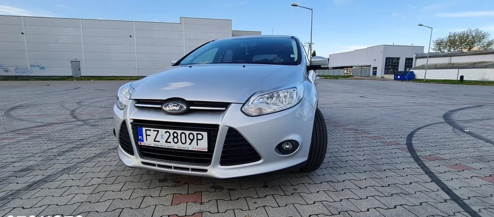 Ford Focus cena 25700 przebieg: 168500, rok produkcji 2013 z Góra małe 137